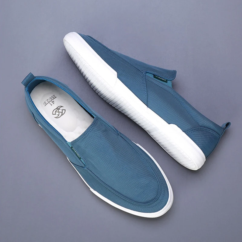 

2023 Summer New Canvas Vulcanize Shoes Breathable Casual Men Light Loafers New Style Slip-On Sewing Flats Blue Gray Khaki 23169