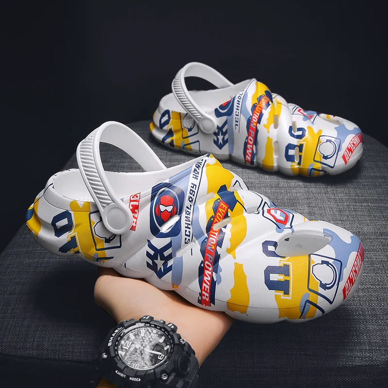 Male Sandal Fashion Beach Slippers Outdoor Stylish Mens Slides Breathable Slip On Man Clogs