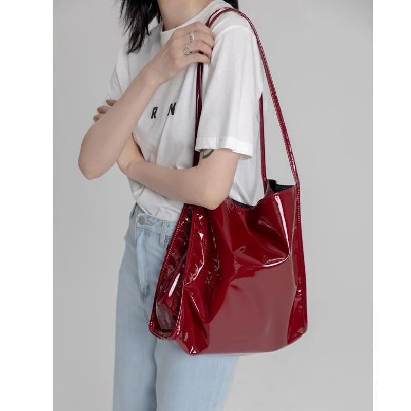 

Fashion Patent Leather Women Shoulder Bags Vintage Female Casual Tote Handbags Large Capacity Ladies Shopping Bag
