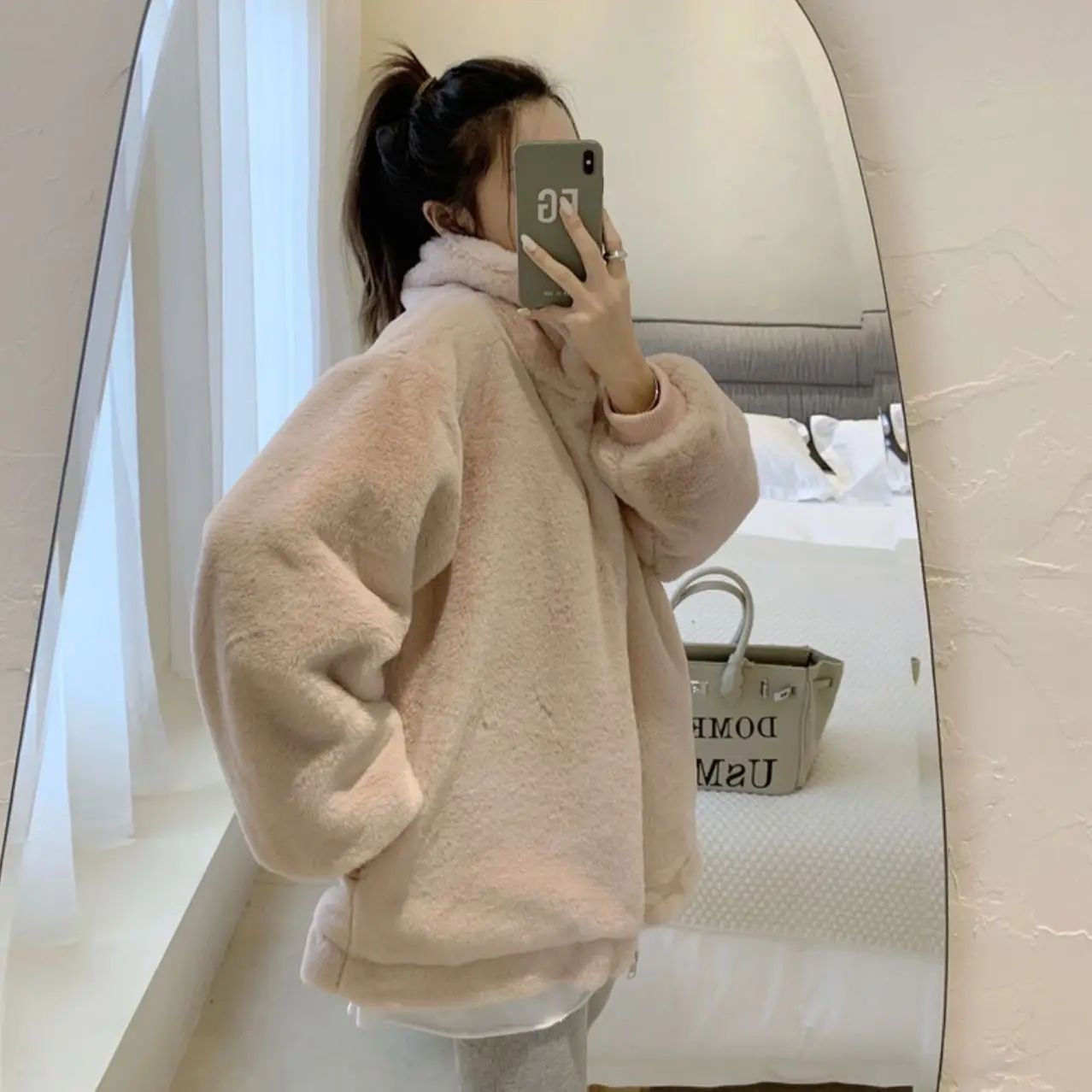 Fall Winter 2021 Plush Coats Women Thickened St-up Collar Lamb Hair Faux Otter Rabbit Hair Loose Fur Coat for Sweet Girl