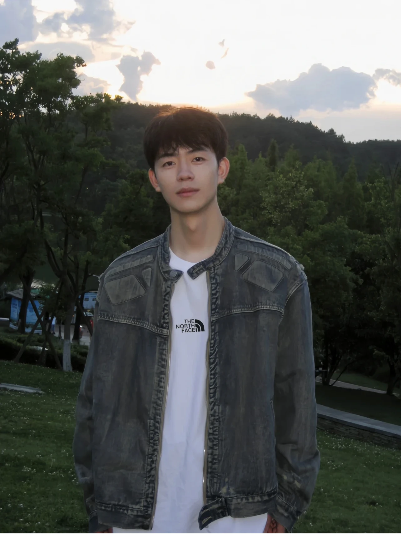 Американский модный бренд High Street Relief Special-Shaped Mecha Design Sense Джинсовое пальто для