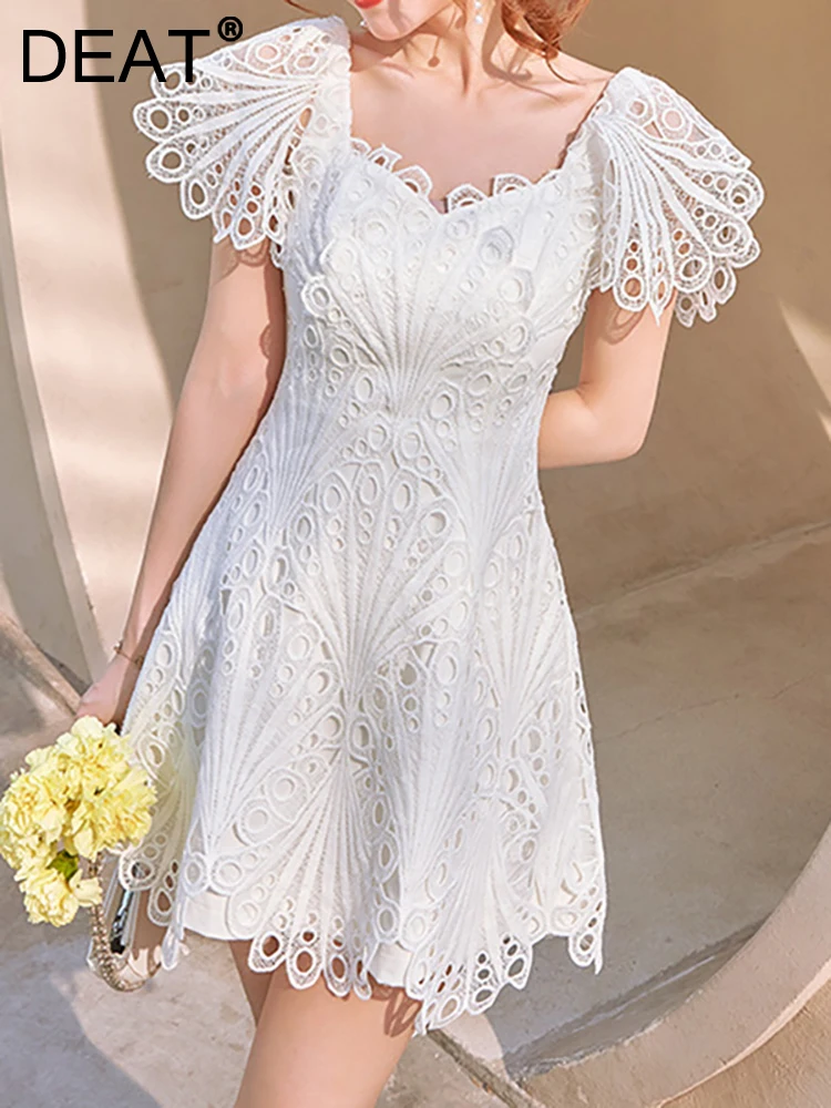 

DEAT Women's Dress Square Collar Sleeveless High Waist Hollow Out Embroidery Fashion Female Dresses Summer 2023 New 13DB2294