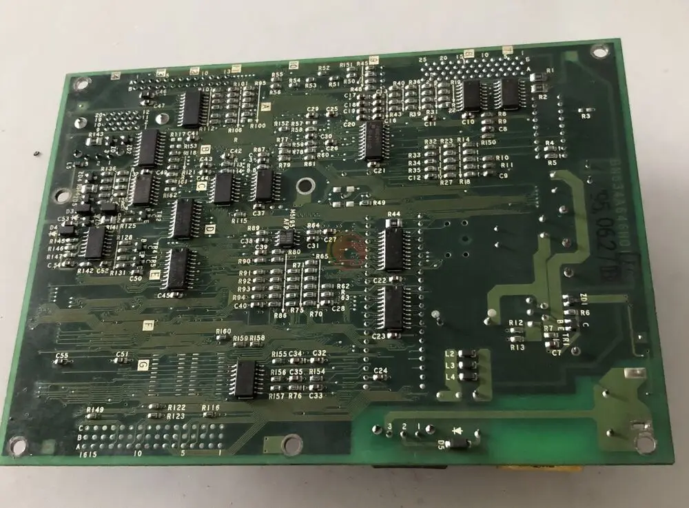 

Один используемый пульт управления Mitsubishi RX211C