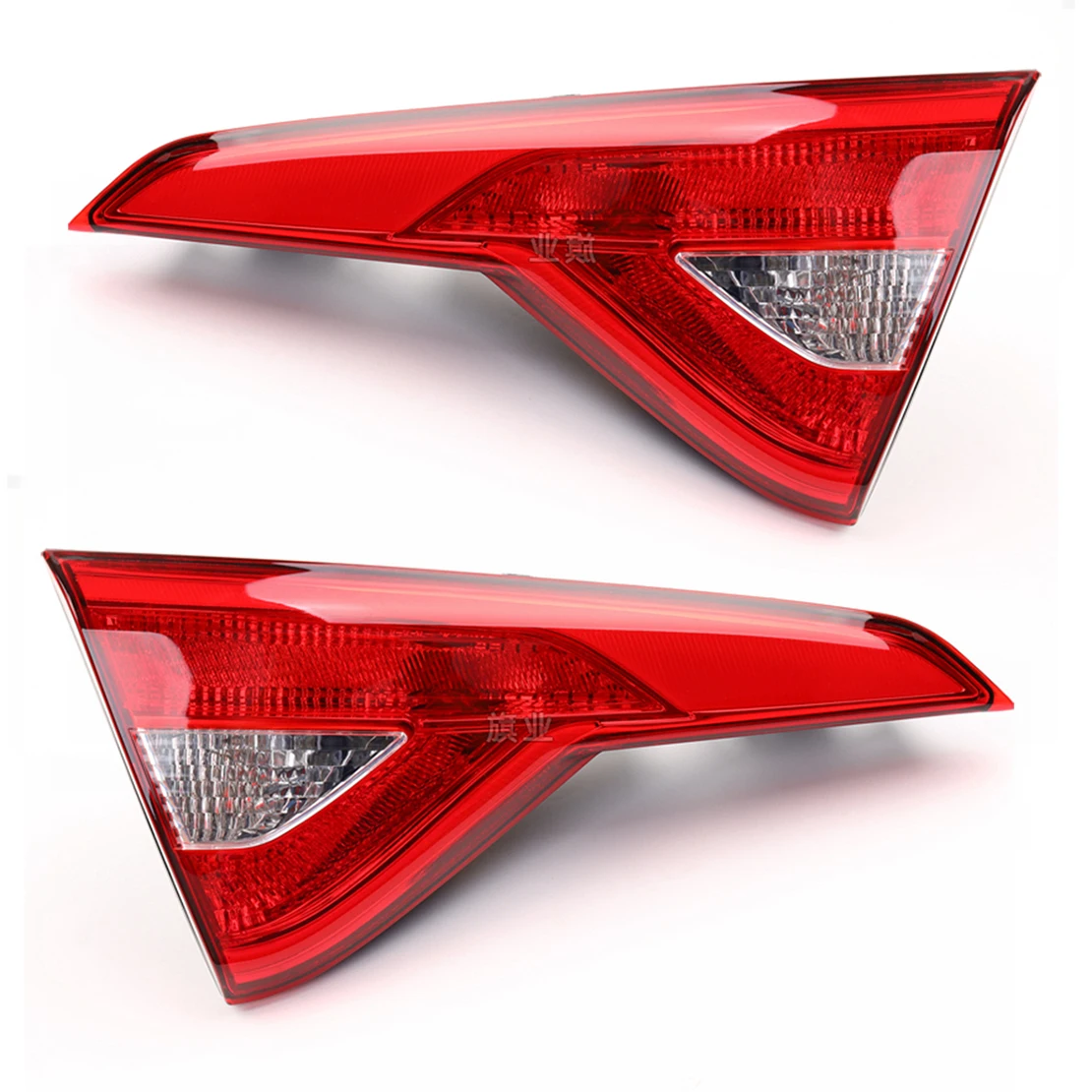 

92404C2000 HY2803124C 1 Pair Left Right Inner Tail Rear Light Brake Lamp 92403C2000 HY2802124C Fit for Hyundai Sonata 2015-2017