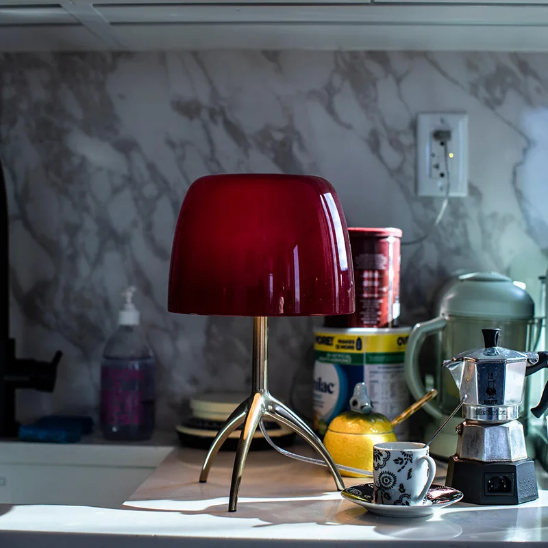 

Итальянская настольная лампа Foscarini Lumiere, простые современные стеклянные стоячие лампы для гостиной, кабинета, спальни, прикроватная декоративная настольная лампа