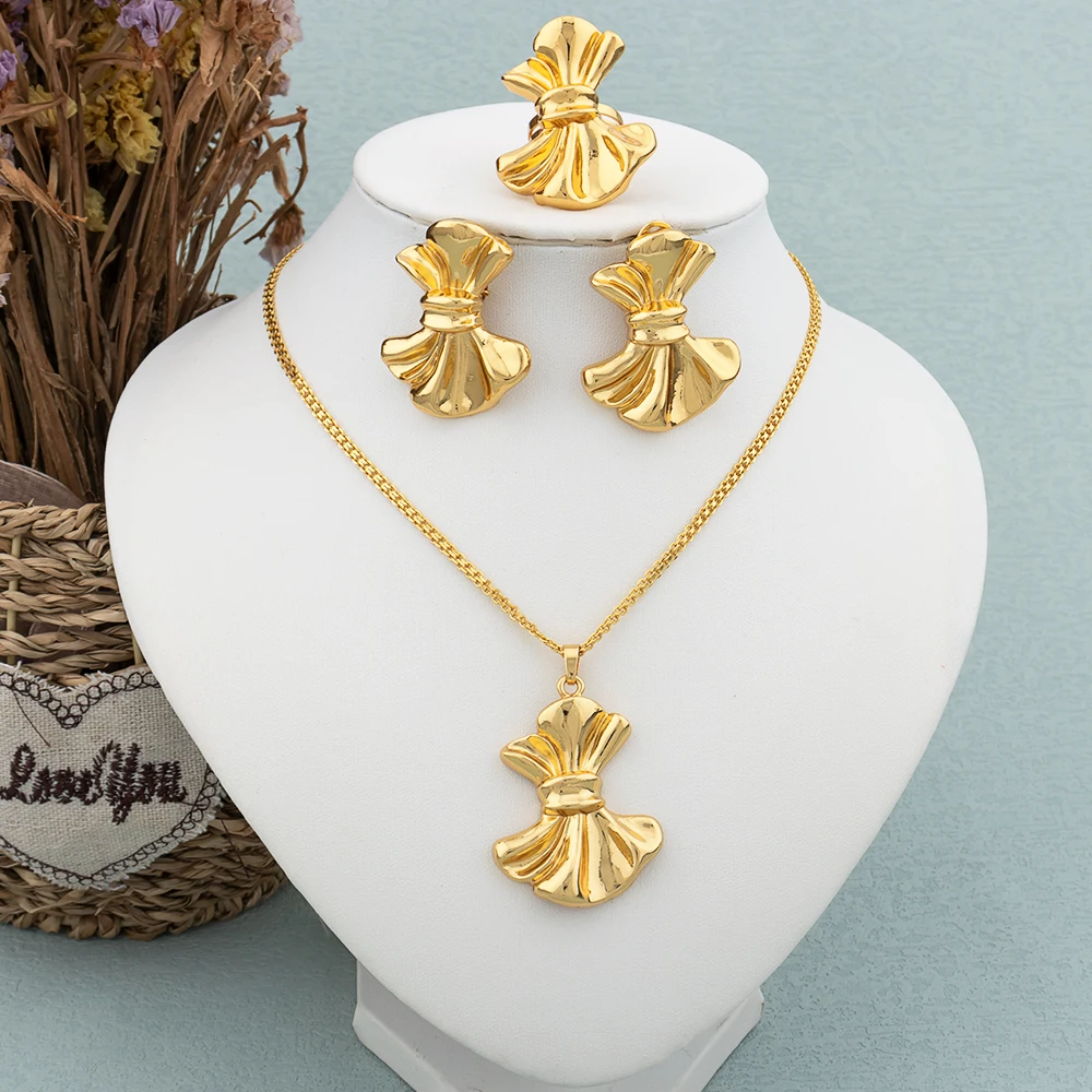 

Women Necklace Jewelry Set Gold Color Elegant Bow-knot Necklace Earrings Pendant Set Lady Design Luxury Jewelry Accessories Gift
