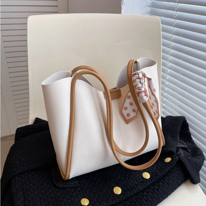 

Female Large Capacity Bags Women's Casual Shoulder Bag Girls Fashionable Tote Bag For Party