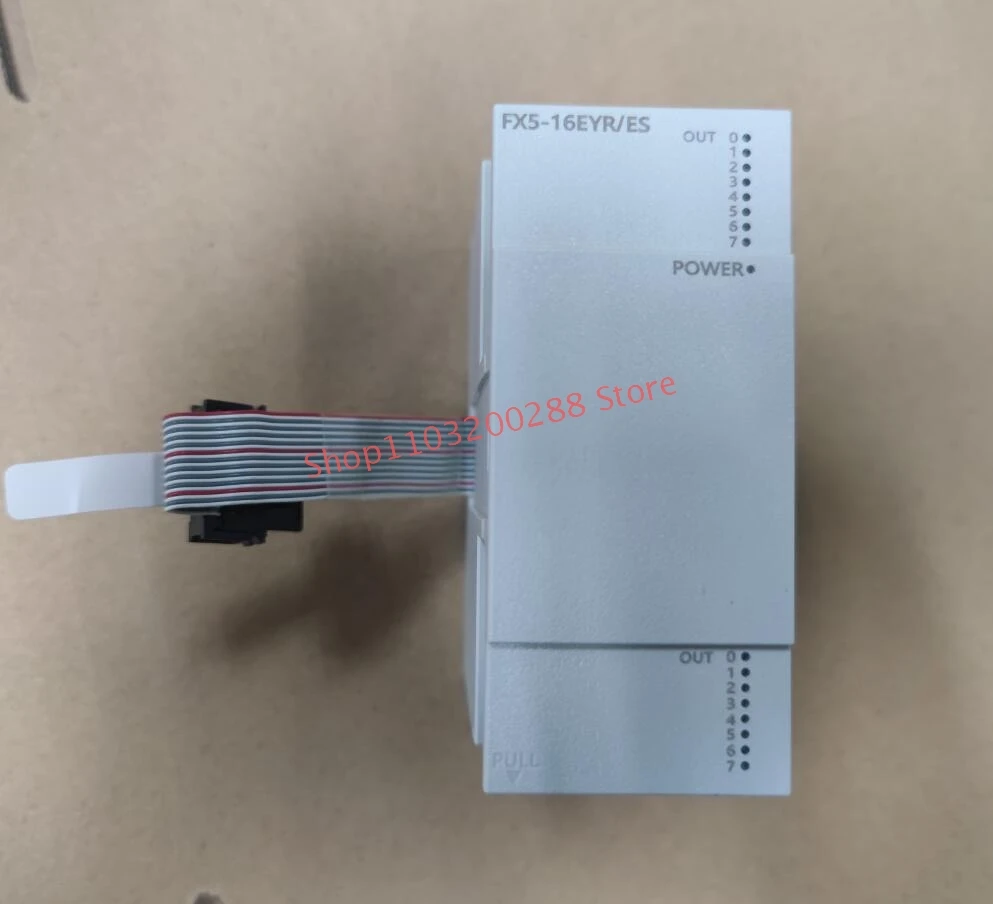 1 шт. FX5-16EYR-ES бренд FX516EYRES в коробке новый модуль ПЛК FX5-16EYR/ES