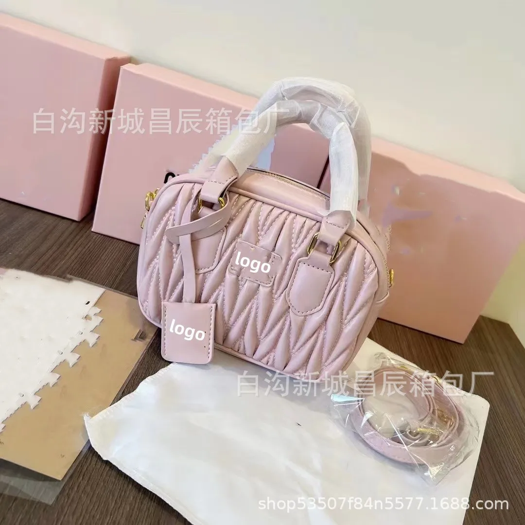 

Summer 2023 New Fashion Boston Pillow Women's Bag Western Pleated One Shoulder Cross-body Cloud Tote