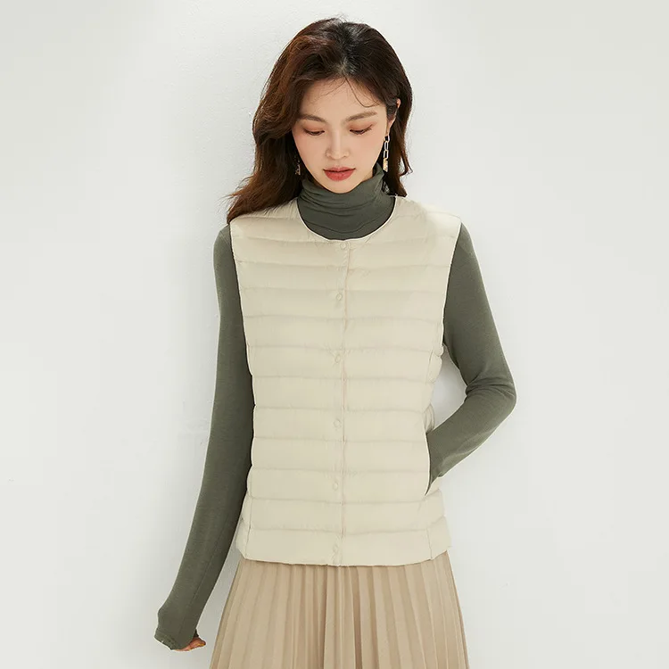 The new 2022 female warm winter light down jacket vest cultivate one's morality in vest bladder tank top white duck down