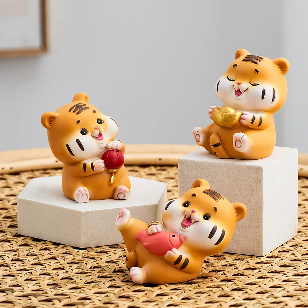 

Креативные автомобильные аксессуары, милые фигурки тигра, настольные украшения, фигурки животных, украшения для дома, аксессуары, Современ...