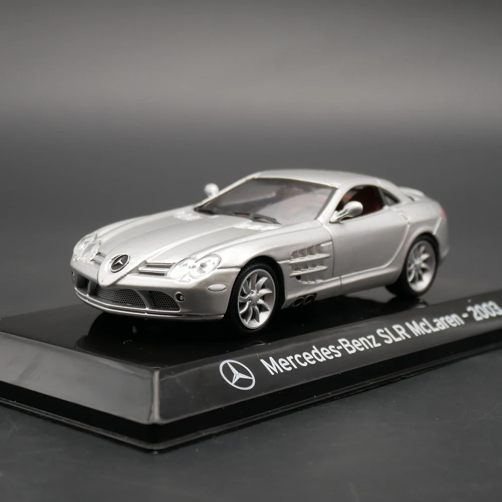 

ixo 1:43 BENZ SLR McLaren 2003 coupe car model
