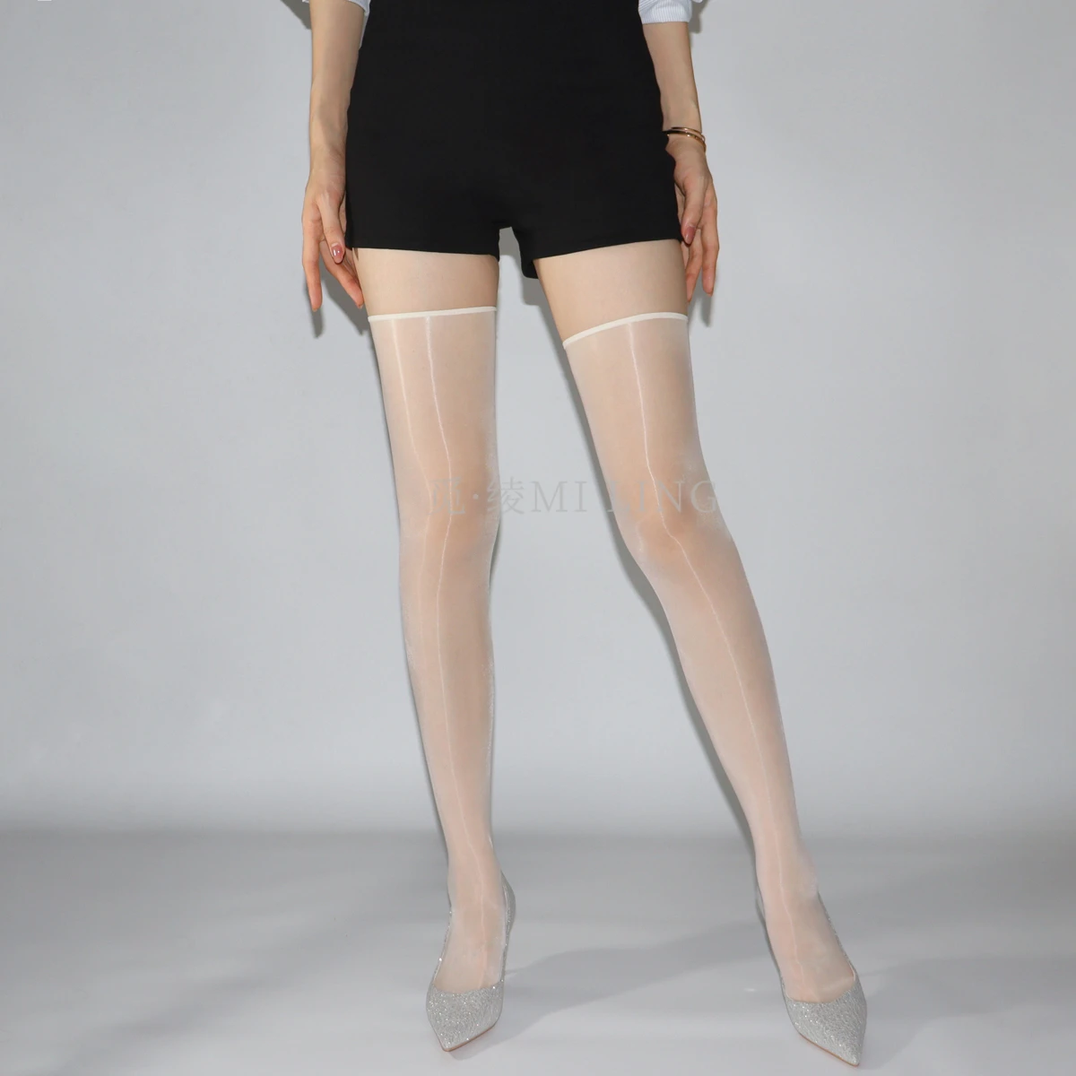 Ультратонкие блестящие длинные носки Aurora Oil черные шелковые женские сексуальные