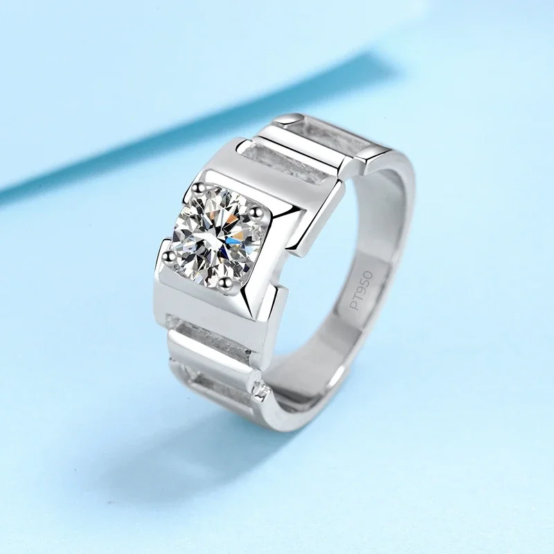Новый стиль сверкающее 1CT муассанит мужское платиновое кольцо PT950 VVS1 D цветной