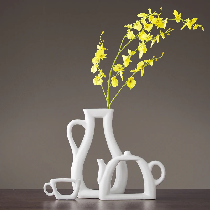 

Modern Creative Ceramic Vase White Tabletop Flower Teapot Vases 3 Sizes Wedding Home Decoration Accessories 1set