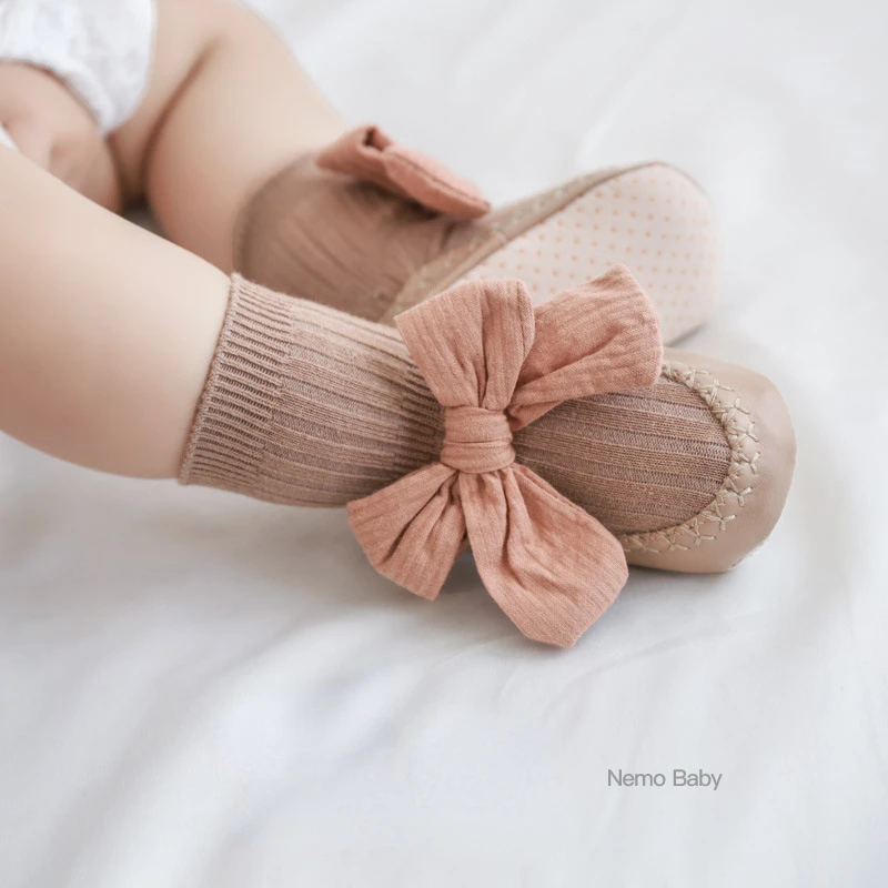 

Autumn Winter Baby Girls Socks Newborn Baby Bowknot Socks Infant Baby Socks Anti Slip Soft Cotton Floor Sock Shoes