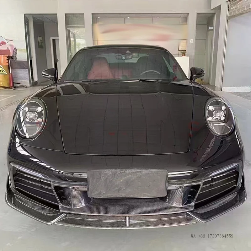 Фото ГОРЯЧАЯ НОВИНКА: Комплект карбонового обвеса для Porsche 911 992 в стиле Chopard: передний и задний бамперы, боковые юбки, центральный сплиттер и аэродинамические накладки. №3