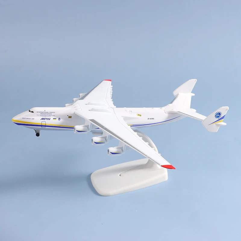 

Модель транспортера Mriya диагональю 8 дюймов, 1:400 дюйма, 20 см