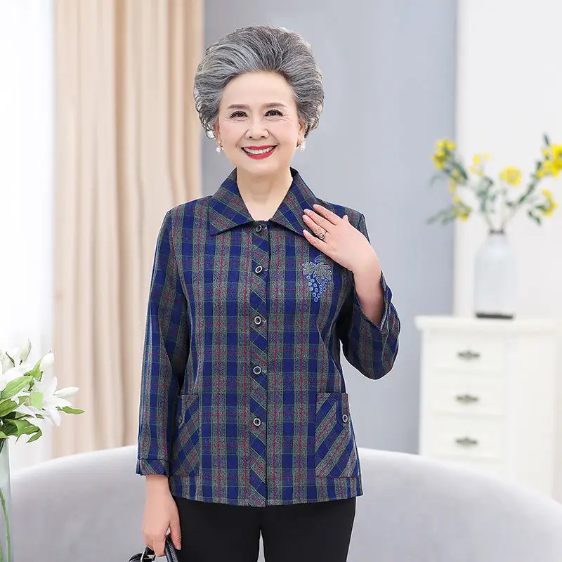 

2022 Women Spring Autumn New Middle-aged and Elderly Shirts Female Pockets Thin Blouses Ladies Long-sleeved Plaid Shirts Q231