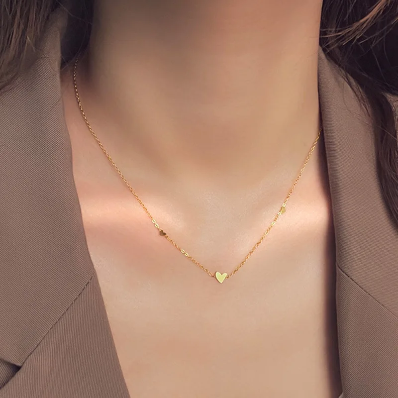 

Peach Heart Necklace for Women French Simple Necklace Titanium Steel Necklace Exquisite Compact Stainless Steel Necklace Jewelry
