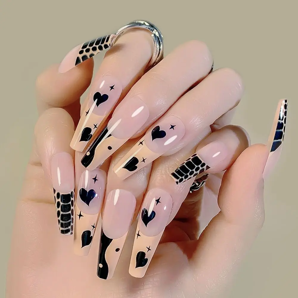 

French Style Long Ballet False Nails Elegant Love Heart Pattern False Nails Minimalist Geometric Line Artificial Nails