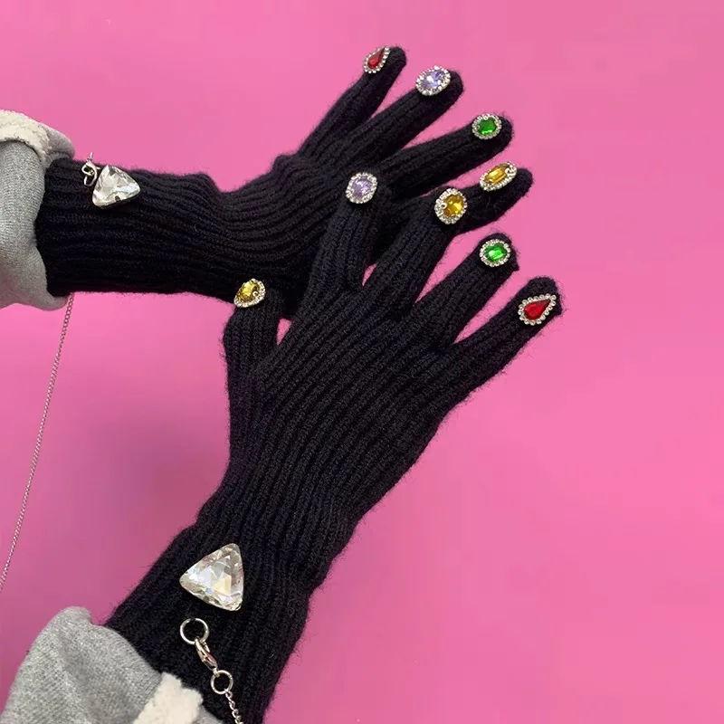 

Women Winter Warm Knitted Full Finger Gloves Solid Wool Luxury Rhinestone Touch Screen Mittens Female Drving guantes mujer