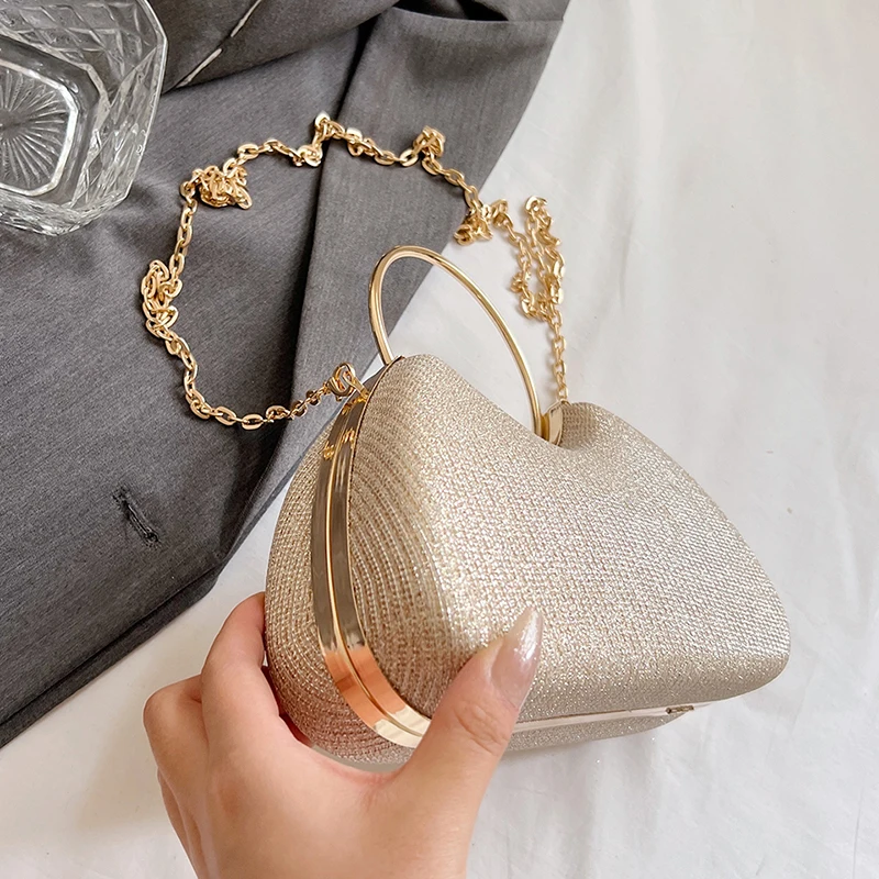 Модная вечерняя сумка с цепочкой женская через плечо для столовой маленькая в