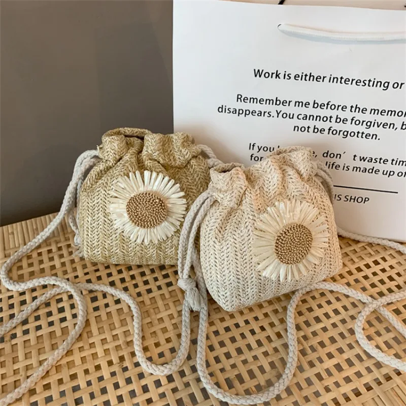 

Women's Bag Summer Beach Straw Bags Classic Texture Sunflower Drawstring Woven Bucket Crossbody Shoulder Messenger