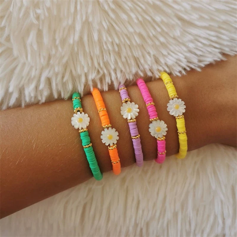 

Vlen Flower Daisy Bracelets Multicolor Heishi Bracelet for Women Boho Summer Jewelry Stack Polymer Clay Beads Elastic Pulseras