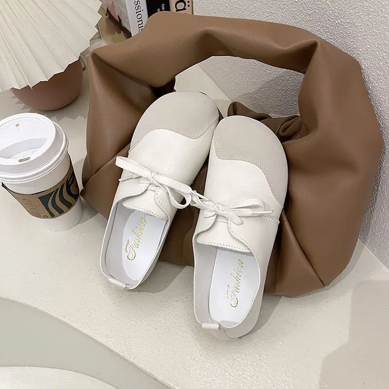 Women's flat shoes 2023 new outdoor walking shoes