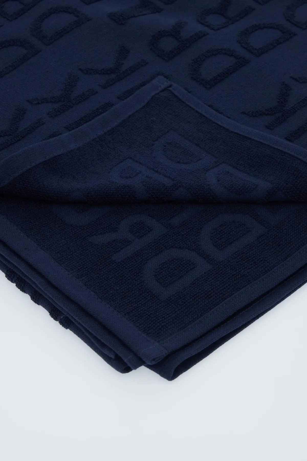 

Beach Towel Text Pattern Beach Towel Soft Textured Water Absorbing Quick Dry