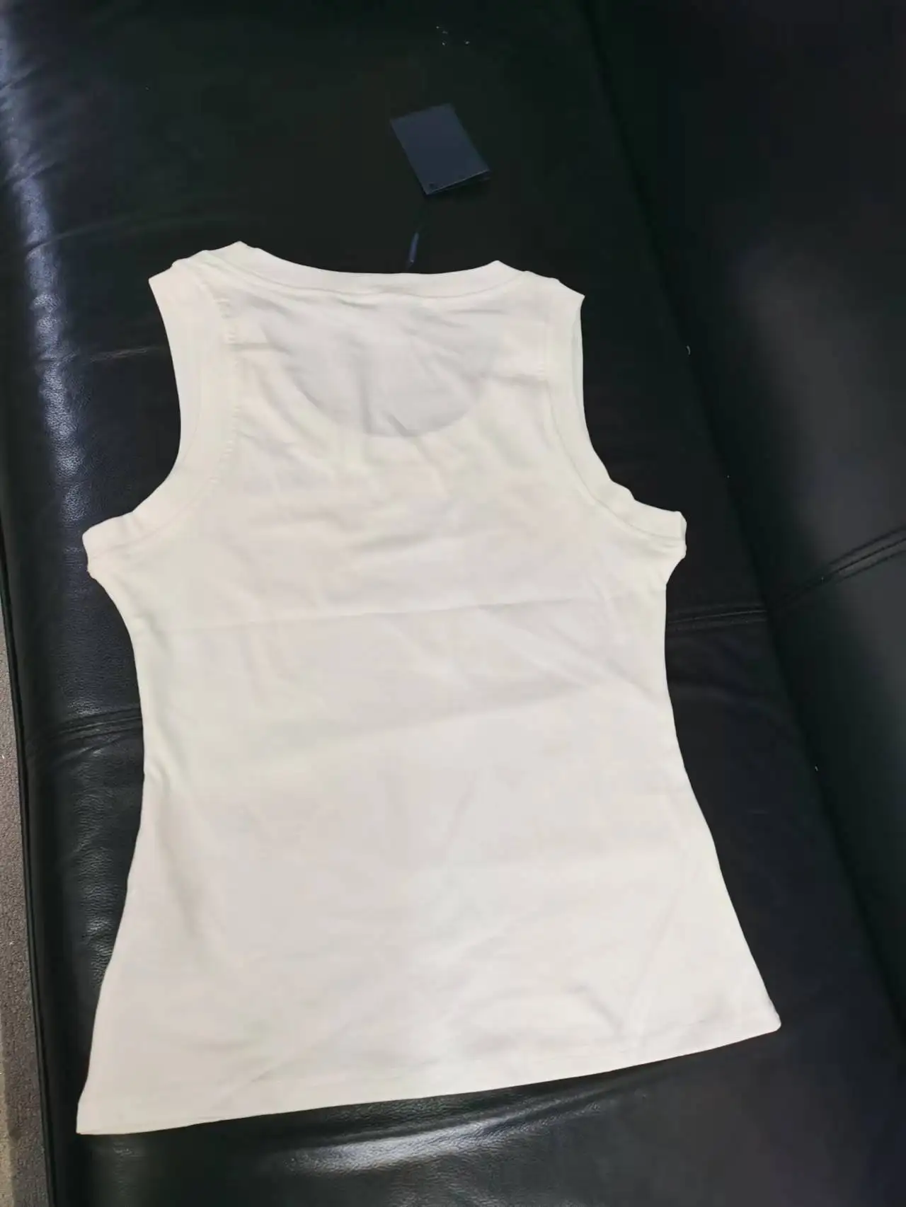 

131726 Fashion Classic Trendy Luxury Designer Cloth Women Triangle Logo Letter Logo Solid Sleeveless Tank Vest Top T-shirt