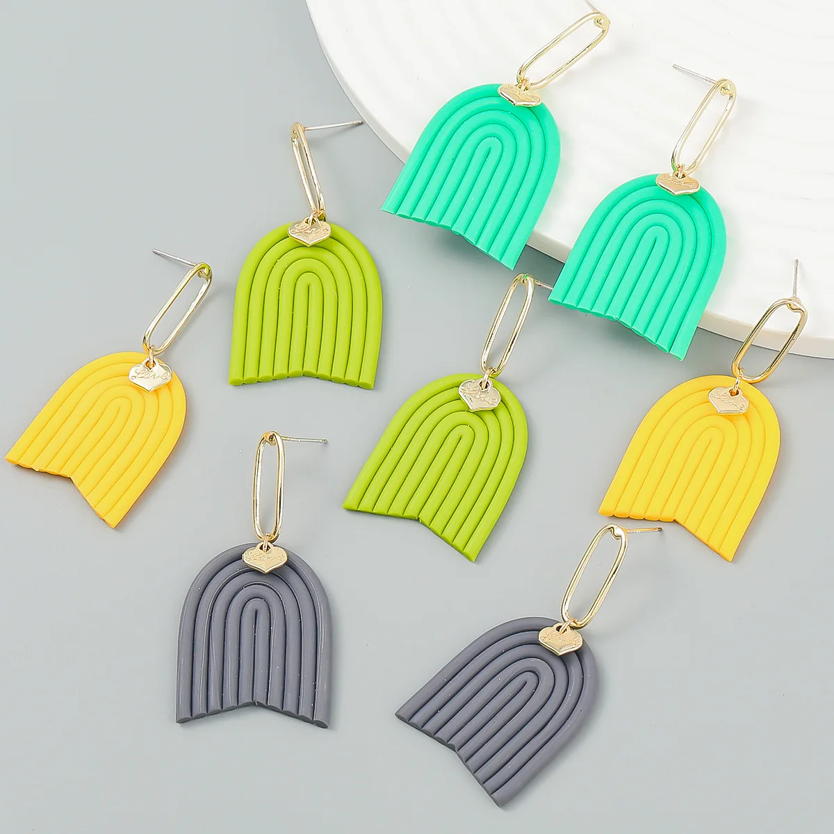 

Exaggerated Geometric Resin Fringe Rainbow Earring for Women Young Girl Gift Resin Korean Jewelry Accessories Pendientes Mujer