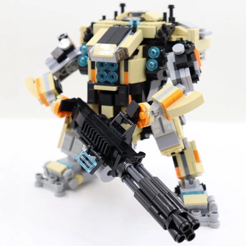 Детский конструктор Боевая война 15 см 626 деталей