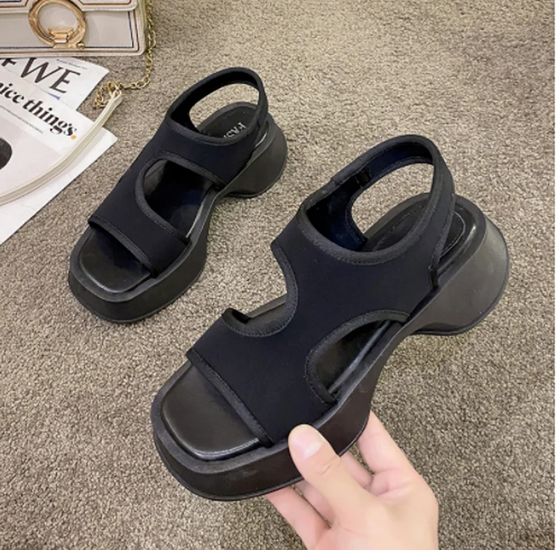 

Женские сандалии-гладиаторы на танкетке, повседневные босоножки в римском стиле, лето 2022