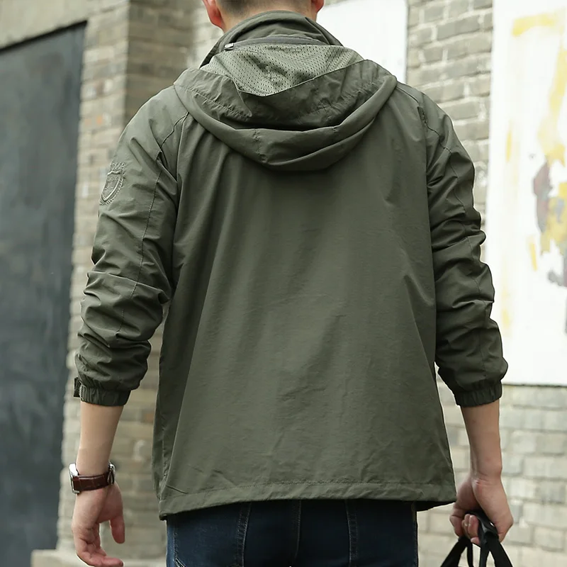 

Ветровка мужская с капюшоном, Тонкая Повседневная водонепроницаемая куртка в стиле милитари, дышащая уличная одежда, 6XL, на весну и осень