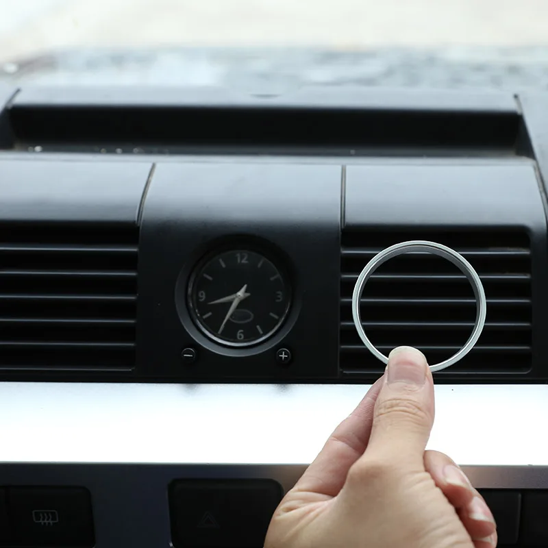 

For Land Rover Defender 2008-2018 Aluminum alloy Silver/Red Car Dashboard Center Clock Decorative Ring Stickers Car Accessories