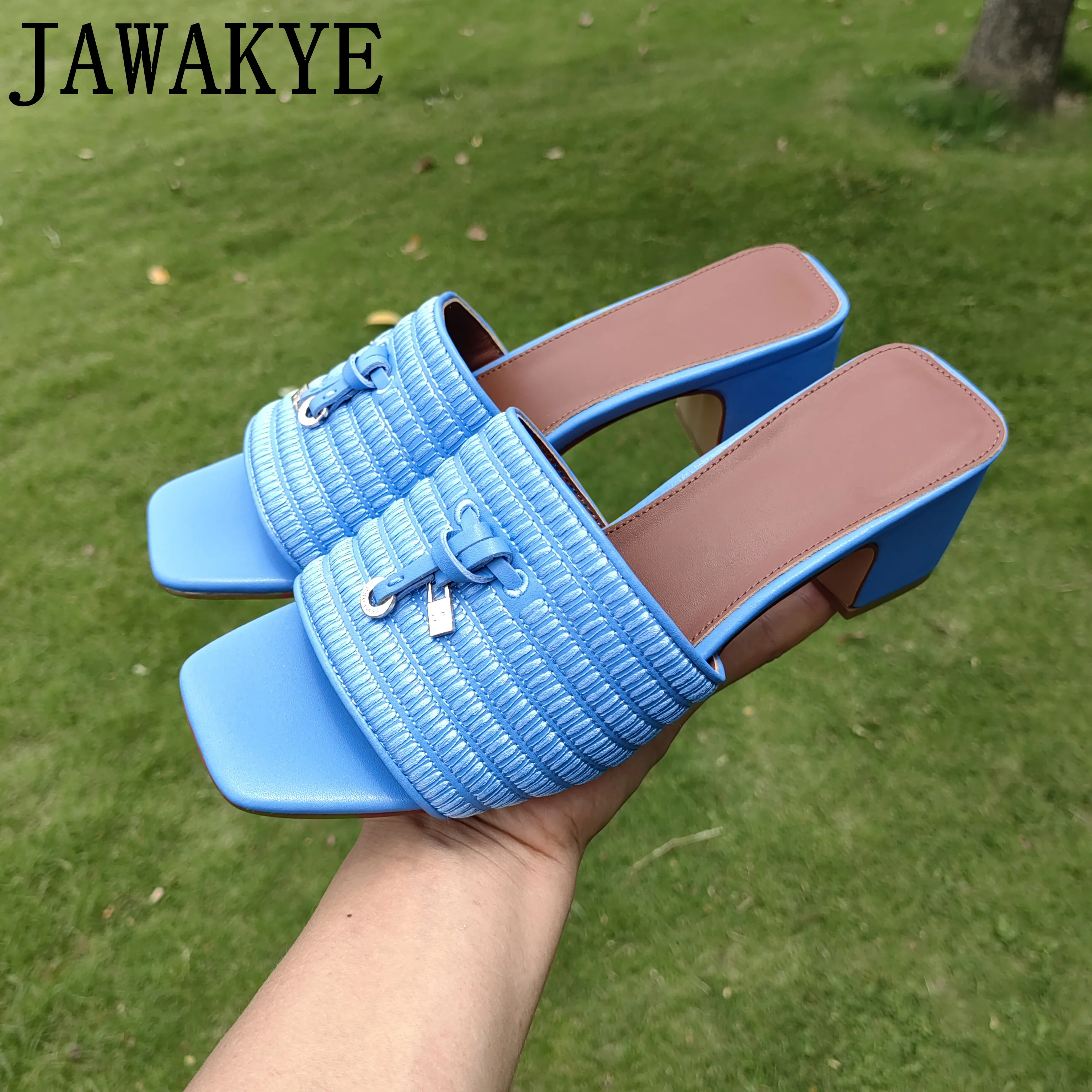 

Летние женские тапочки 2022, женские кожаные туфли на высоком массивном каблуке, сланцы с металлическим замком, женская повседневная обувь дл...