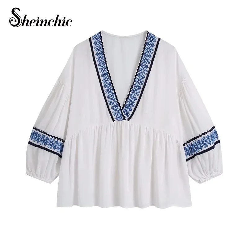 

Vintage Runway Designers Tops for Women 2022 Summer Bohemian V-neck Lantern Sleeve Floral Embroidery Blouses Femme