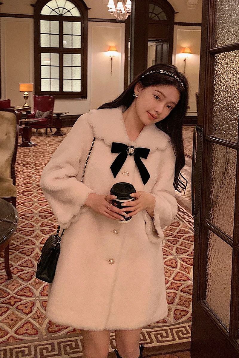 Luxury Imported Lamb Wool Fur Coat Women's Winter Petal Collar Mid-Length Young Ladies Long Sleeve Real Fur Jackets for Woman