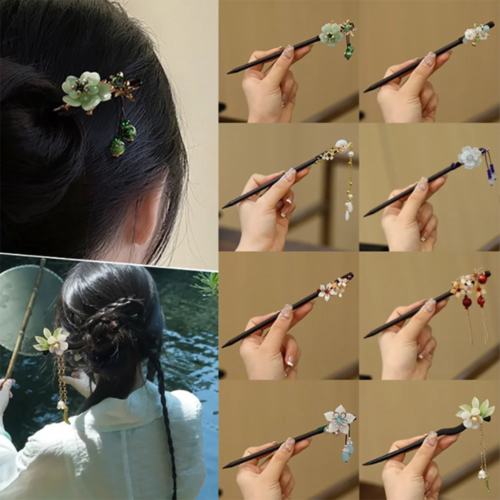 

Vintage Chinese Style Hanfu Creativity Hollow Round Jade Flower Branches Wood Ancient Style for Women Temperament Headgear