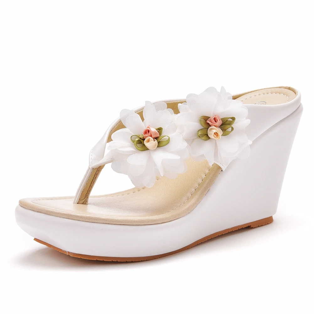 

Crystal Queen Women Slippers Platform Sandals Open-toed Casual Shoes Summer White Color Lace Flower Style Beaches Flip Flops