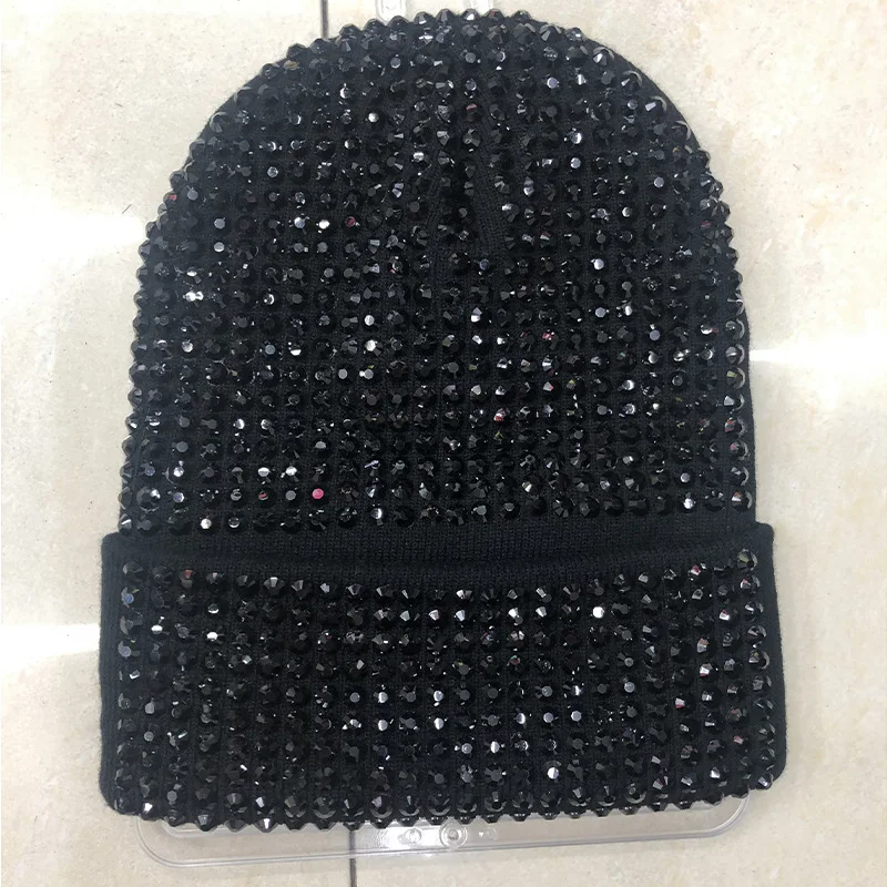 Рисунок 3 - Шапка для мужчин и женщин