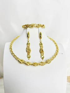 Gold Colour Plated Necklace Earring Set Beautiful Fashion Trend Sweet Romantic Party Wedding