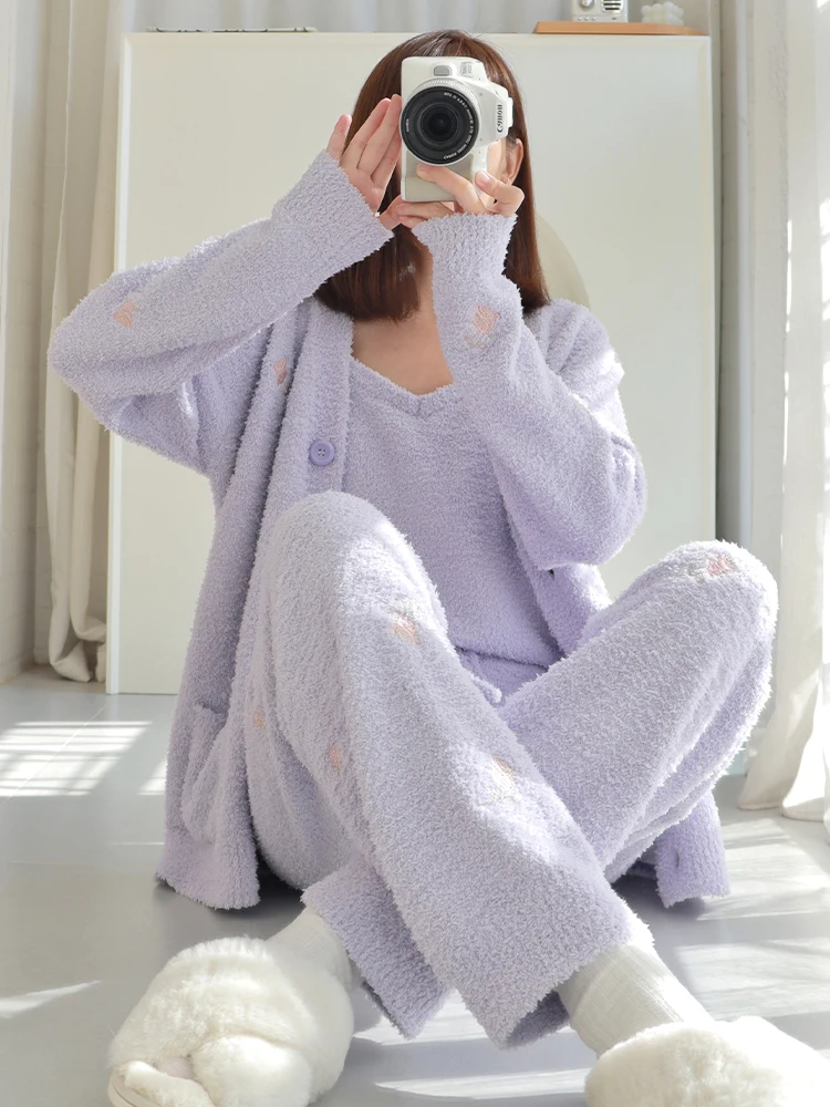 Пижамы женские на половину бархата зимние Утолщенные коралловый бархат