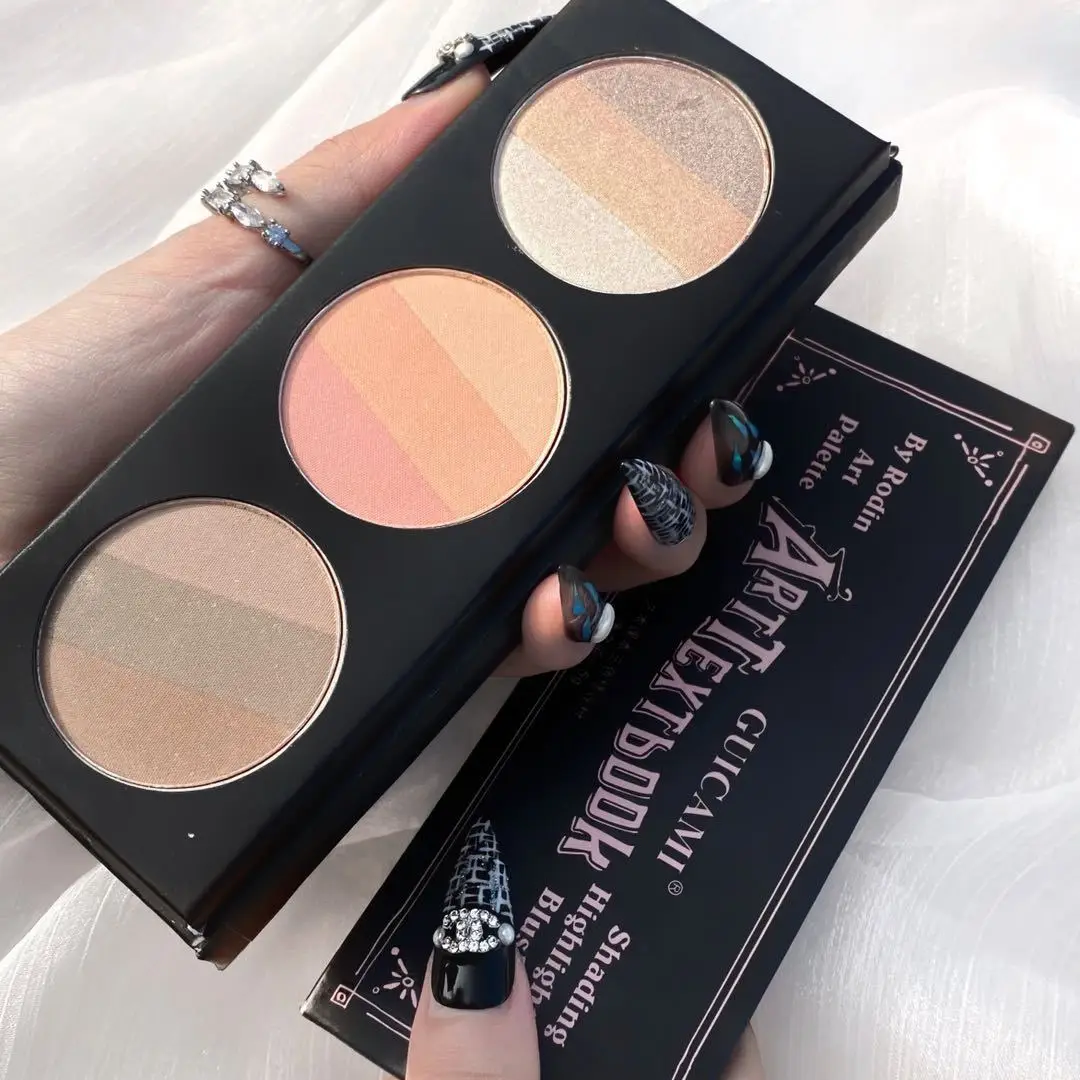 

3 IN 1 Highlight Blush TrimmingThree-color Shadow Powder Nose Shadow V Face Highlight Trimming One Plate