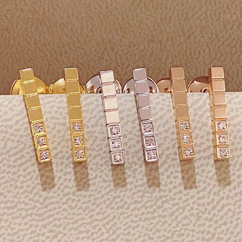

Minimalist Fashion Jewelry 925 Sterling Silver Zircon Ice Block Earrings for Women's Temperament Luxury Brand Party Gifts