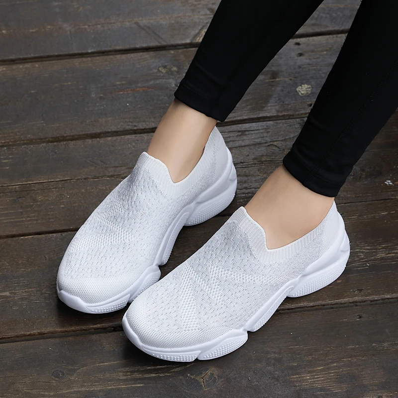 Новые кроссовки Женские для бега Сетчатые дышащие Нескользящие женские на