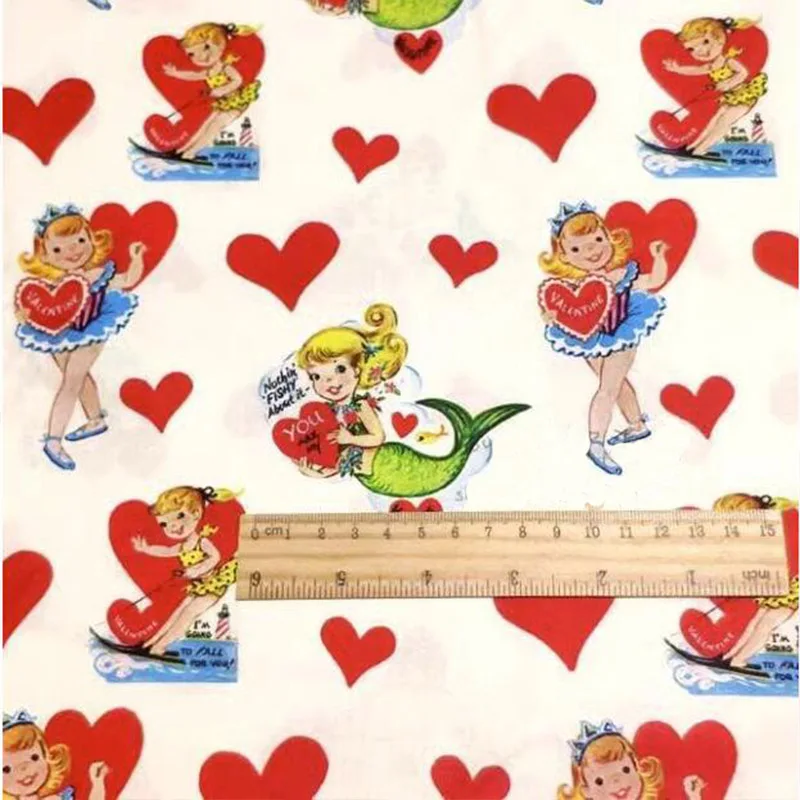 

Хорошая 100% хлопковая ткань красное сердце Русалка девочка кукла серфинг печатный материал для шитья Сделай Сам детское платье/одежда