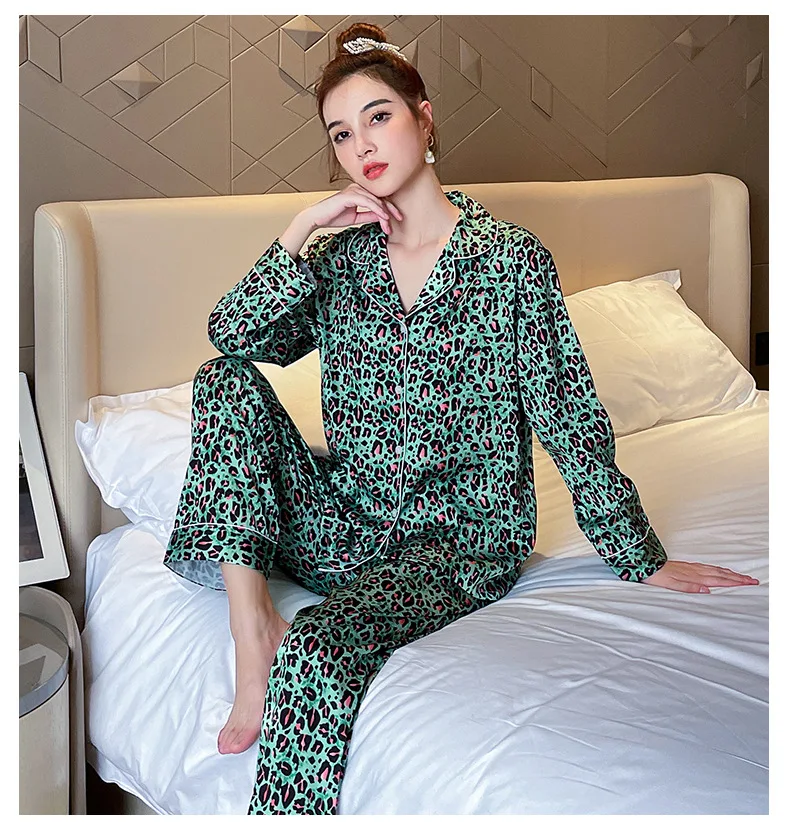 

New trend green leopard print pajamas women's long-sleeved home pijamas women